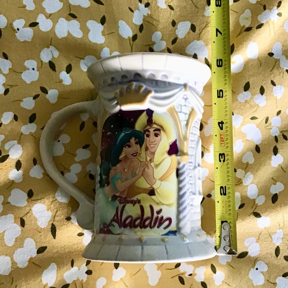 Aladdin and Jasmine Disney Mug